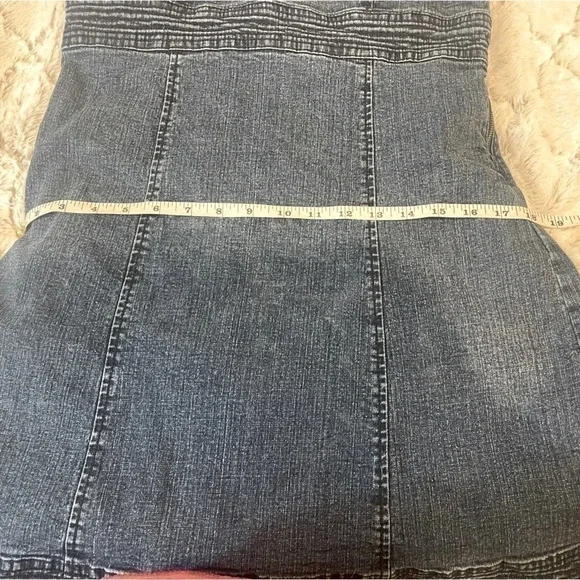 3/$30 Rewind over all mini dress size 9 - Picture 8 of 9